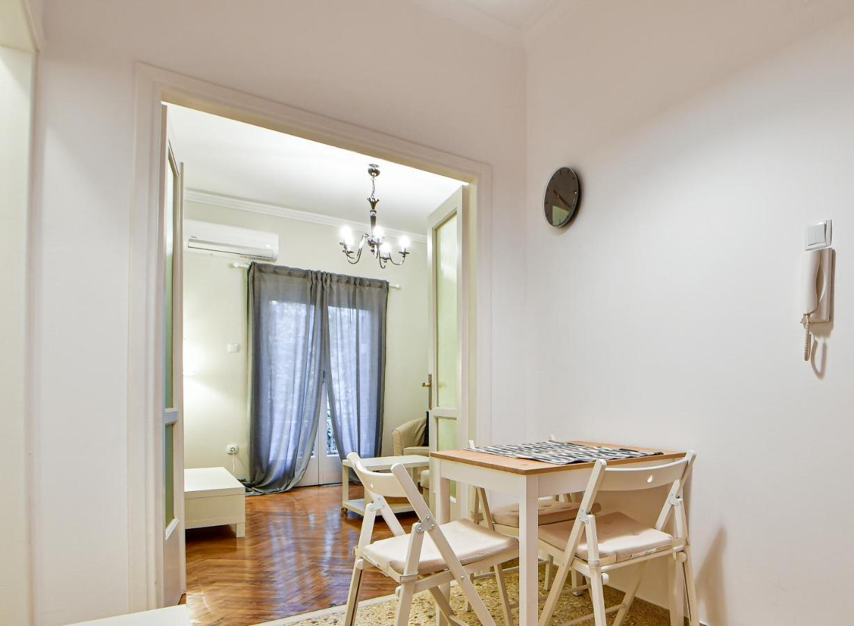 Thiras Lovely Apartment By Zain Athen Eksteriør bilde
