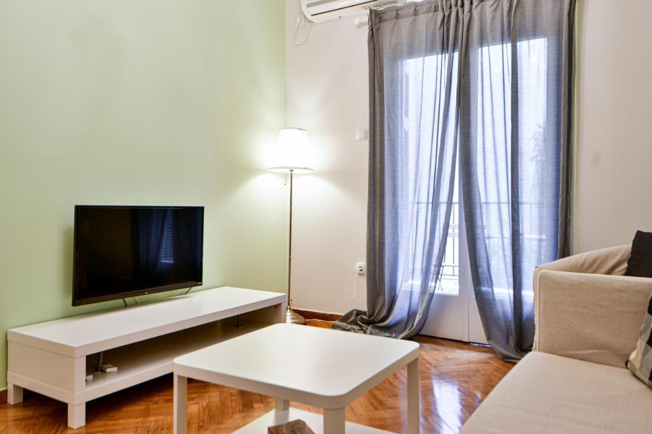 Thiras Lovely Apartment By Zain Athen Eksteriør bilde